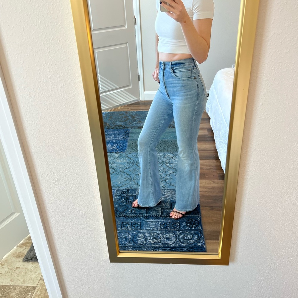 Abercrombie Ultra High Rise Flare Jeans *Long length